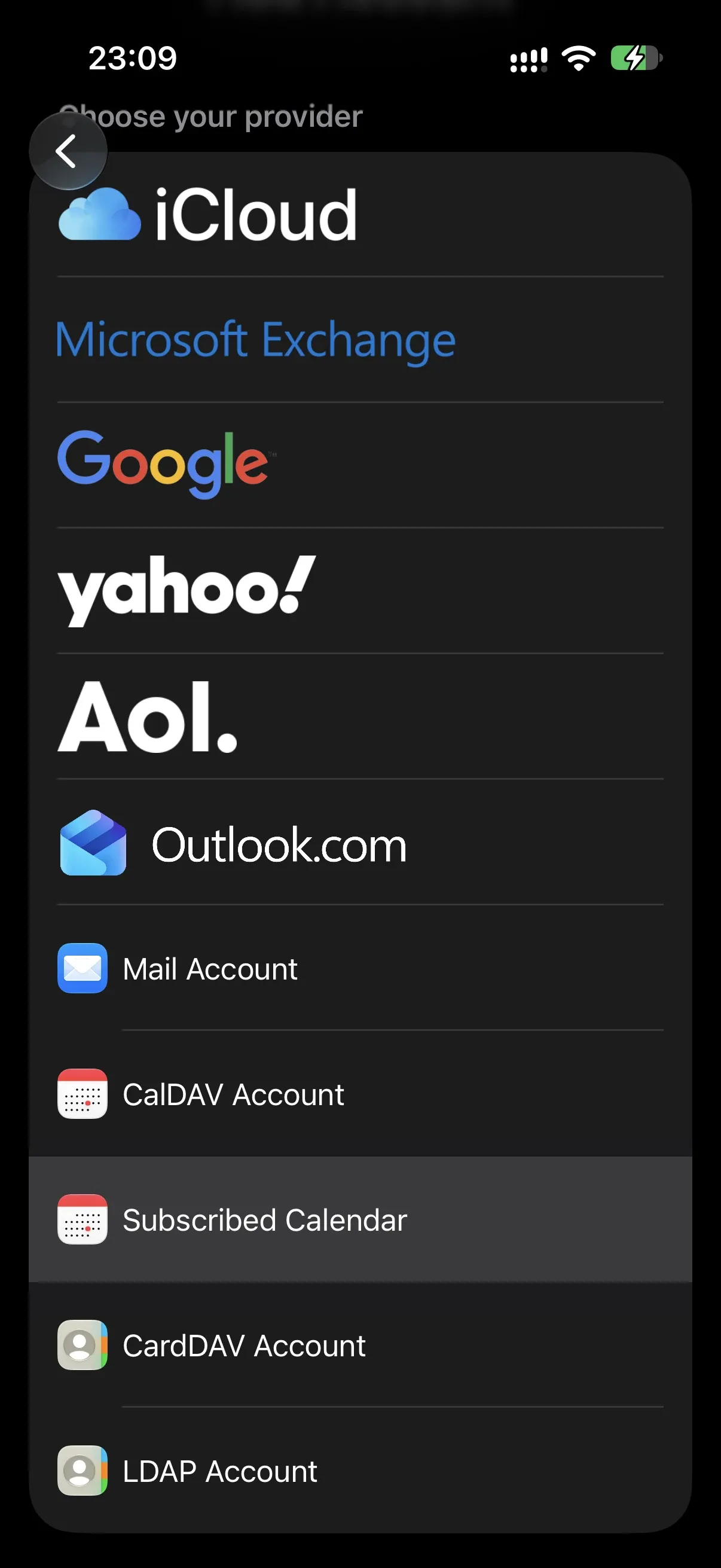 L’elenco dei provider di iOS, con la voce Subscribed Calendar evidenziata